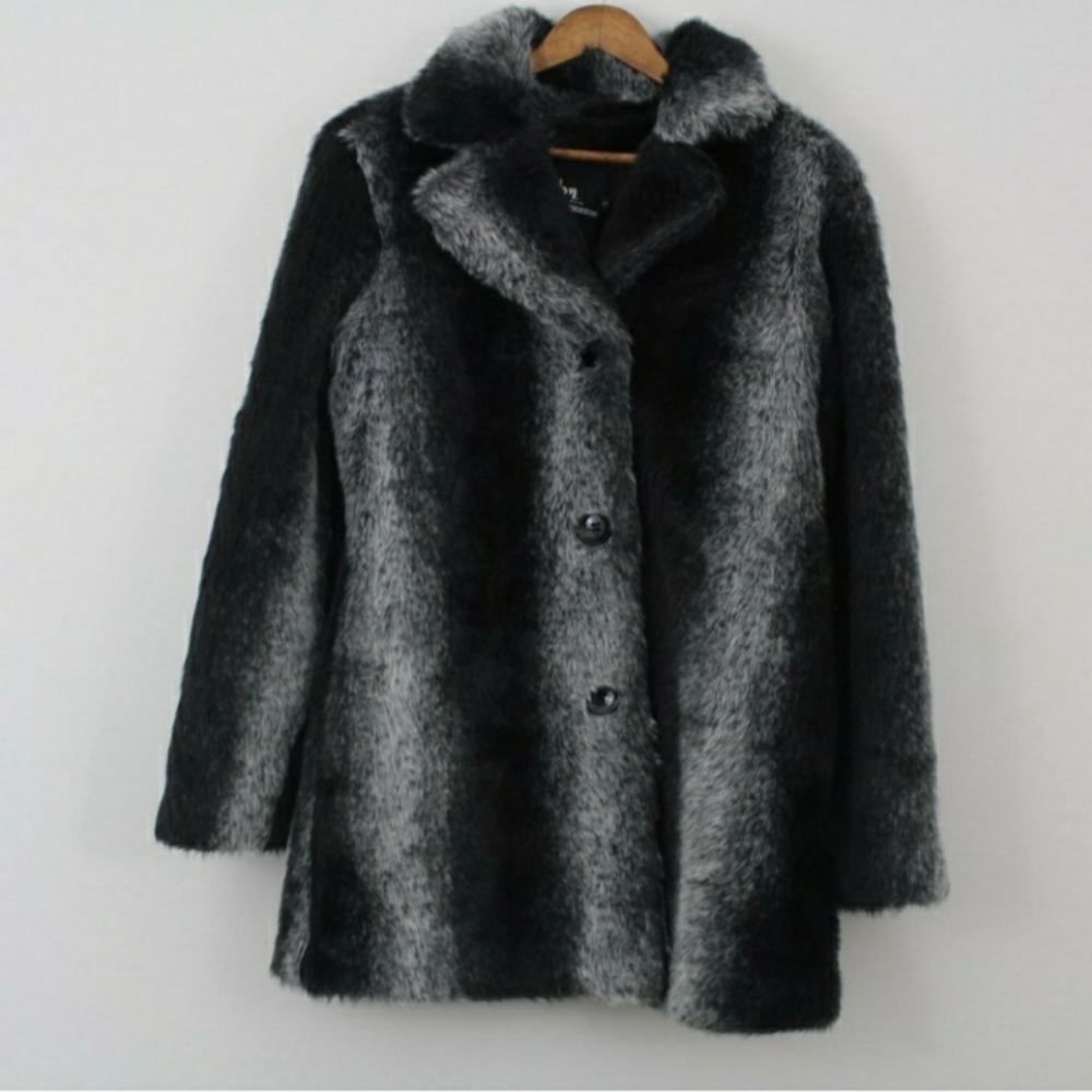 Blanc Noir Black & White (Gray/Grey) Faux Fur Coat M